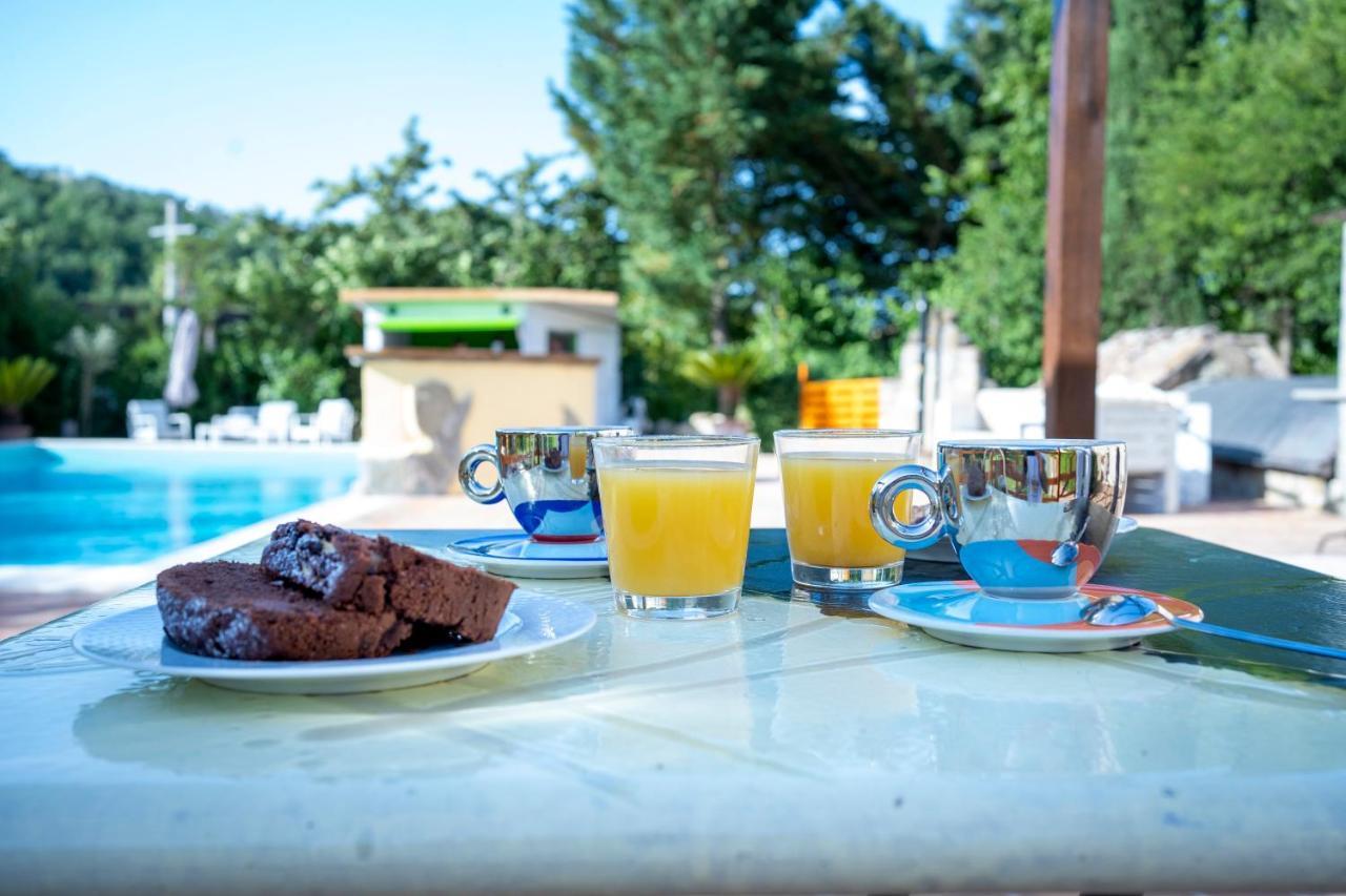 Agriturismo I Pietrini Перуджа Екстериор снимка
